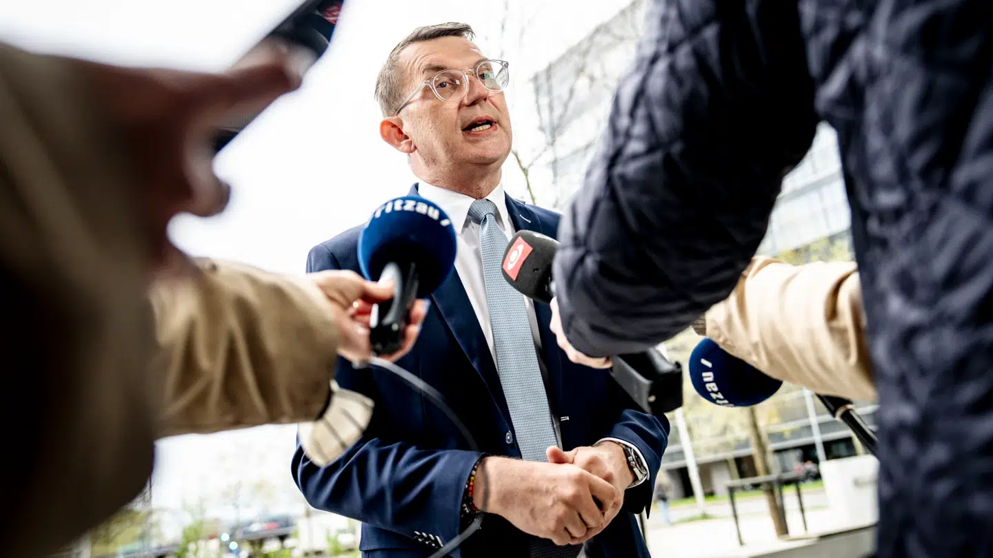 B.T.s politiske eksperter stiller spørgsmålstegn ved, om den nye kongelige undersøger, Troels Lund Poulsen (V), overhovedet har noget at skulle have sagt.