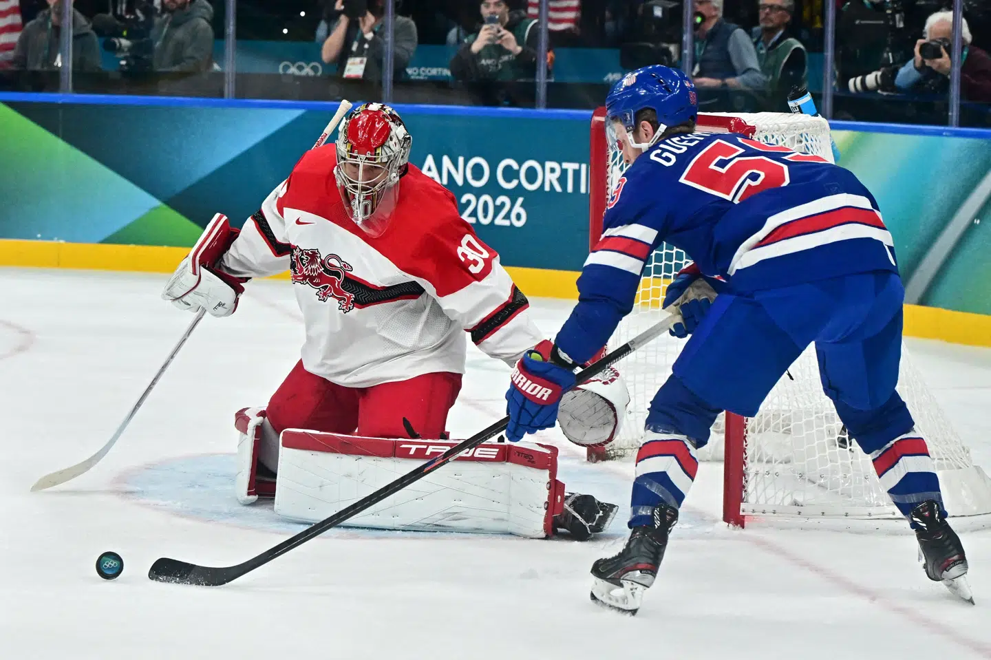 Mads Søgaard vogtede det danske mål mod USA ved vinter-OL, der blev så stor en oplevelse, at målmanden kort efter meldte sig klar til VM. (Arkivfoto).