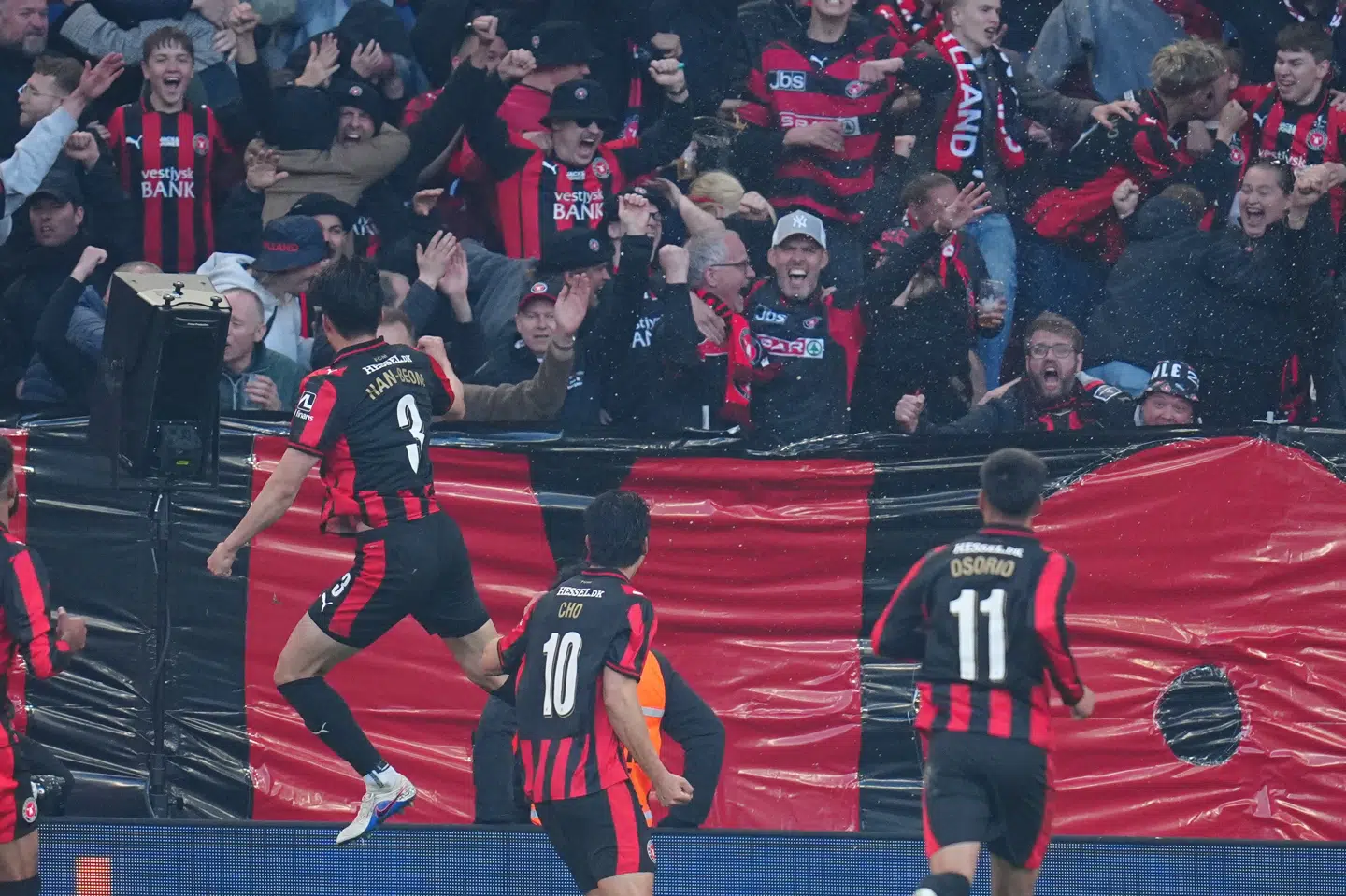 Han-Beom Lee headede FC Midtjylland til triumf i pokalfinalen mod FC København.