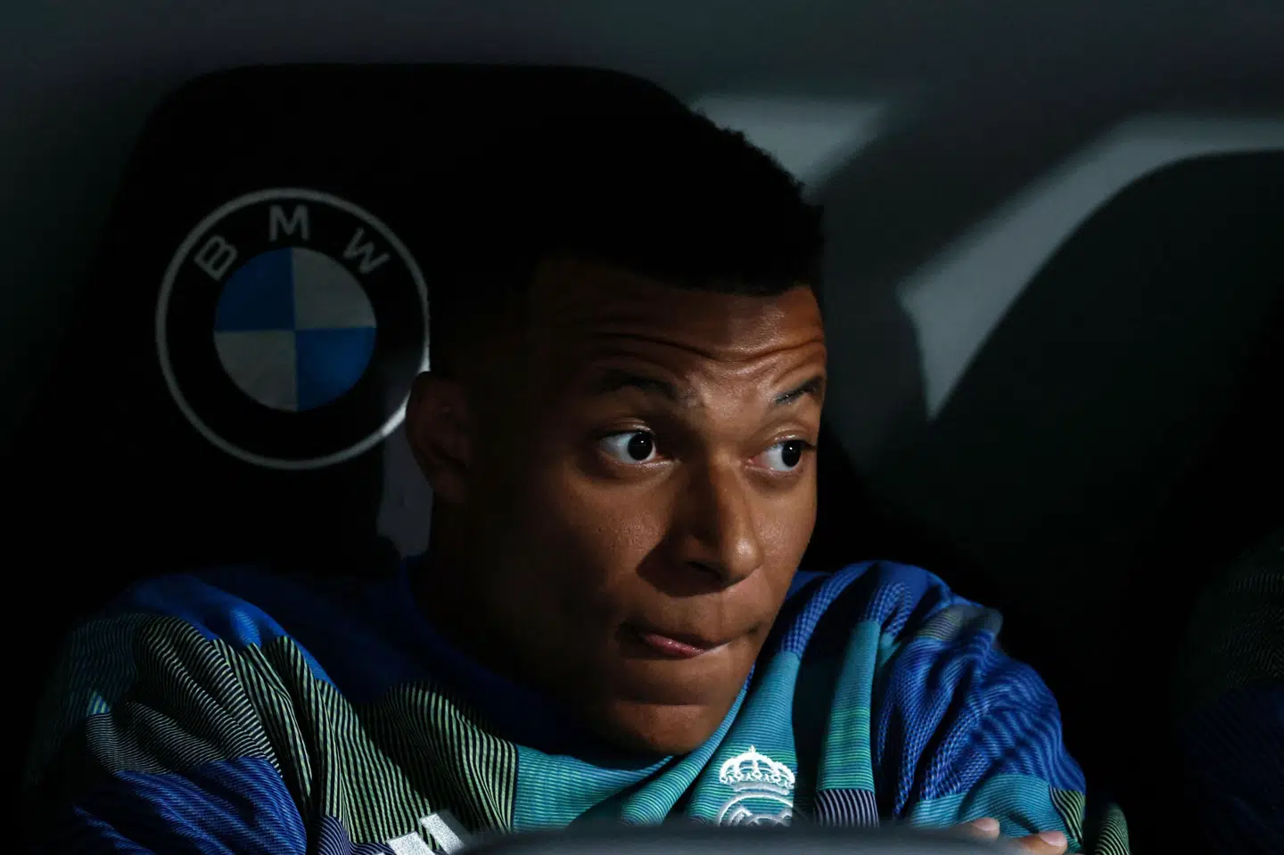Kylian Mbappé startede på bænken for Real Madrid i kampen mod Real Oviedo, men blev senere skiftet ind til pibekoncert fra fansene.