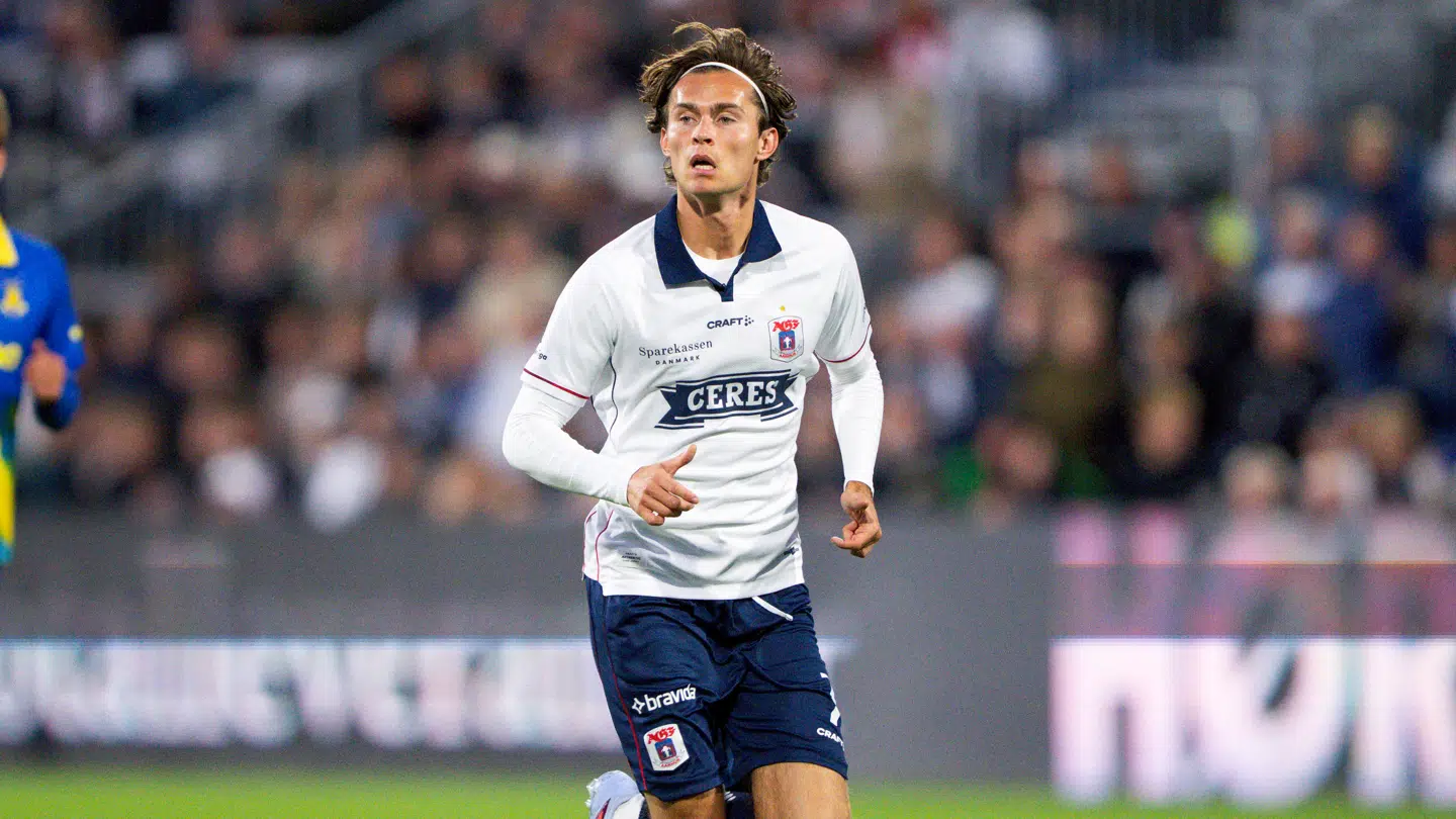 Markus Solbakken i kamp for AGF tilbage i september.