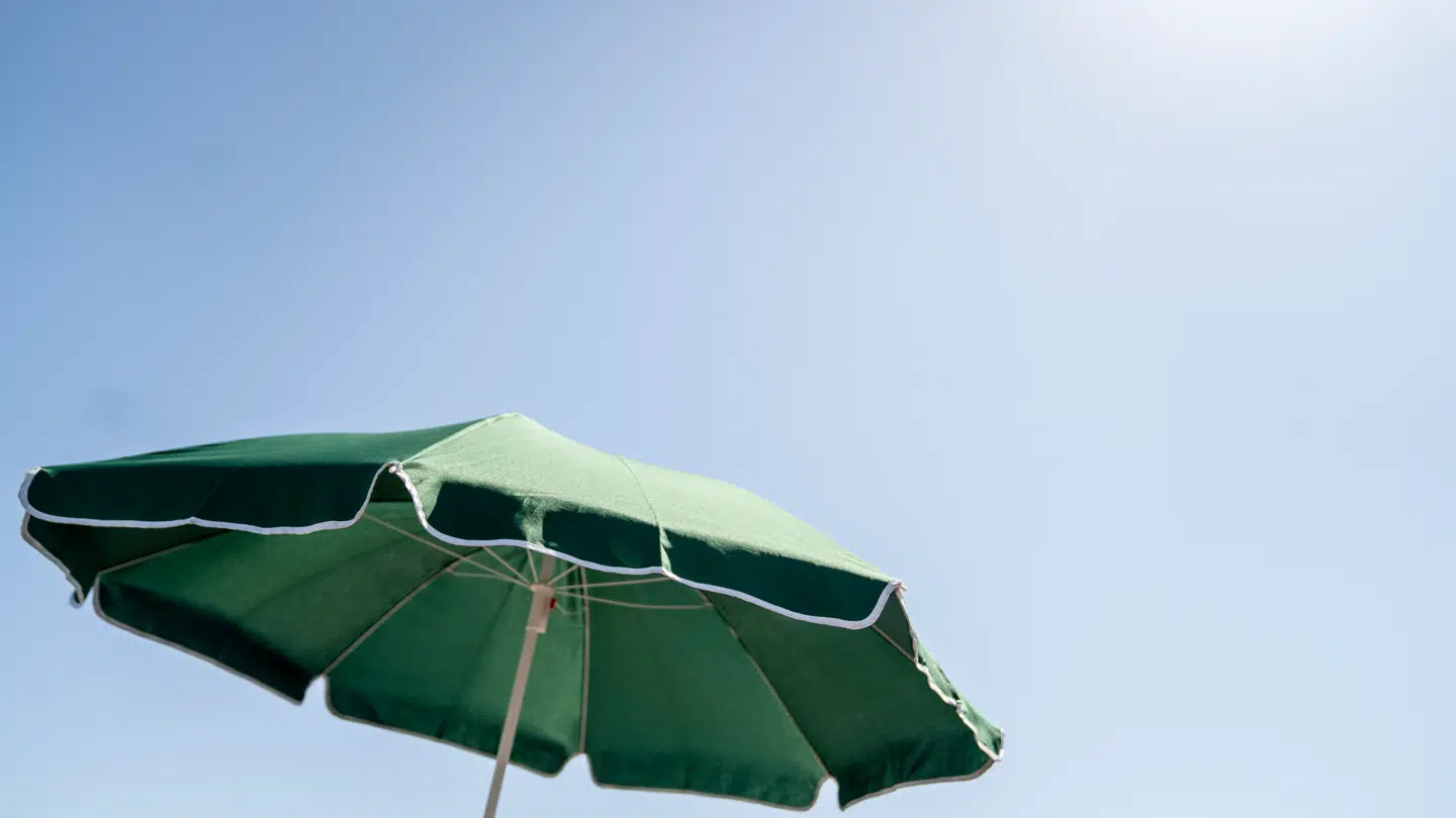 Årets første sommerdag kan meget vel være lige om hjørnet.