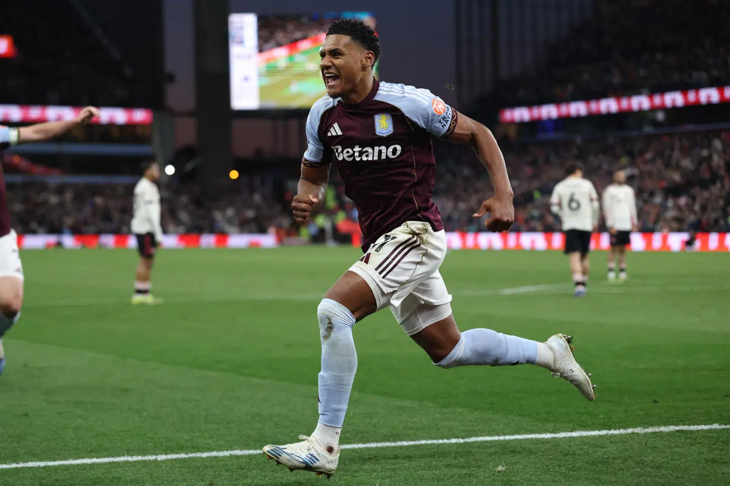 Ollie Watkins har nu scoret 14 Premier League-mål i sæsonen.