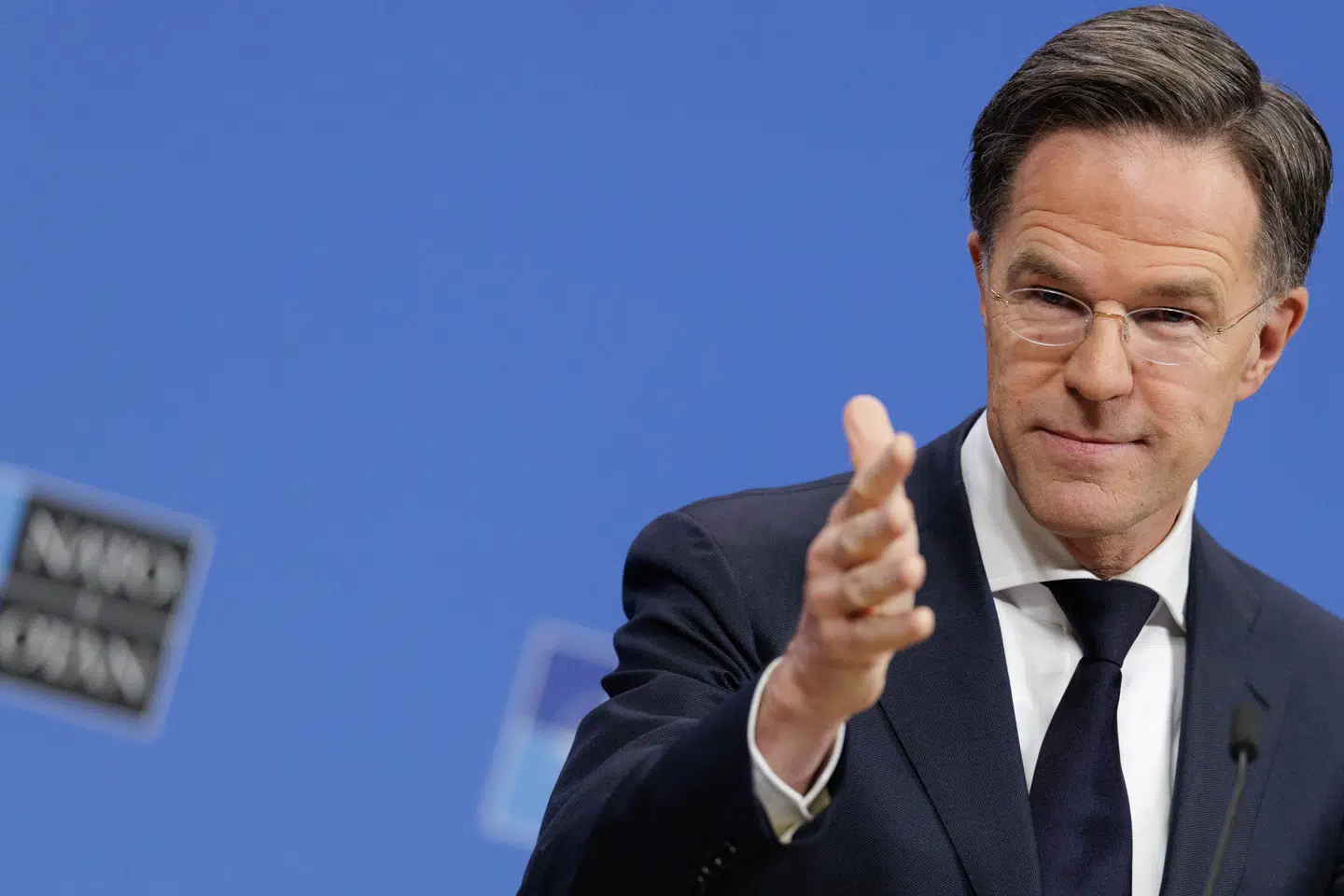 Op til NATO-topmødet i Ankara den 7.-8. juli vil Mark Rutte prøve både, at tilfredsstille Donald Trump imens han vil få Europa til fylde sine våbenlagre.