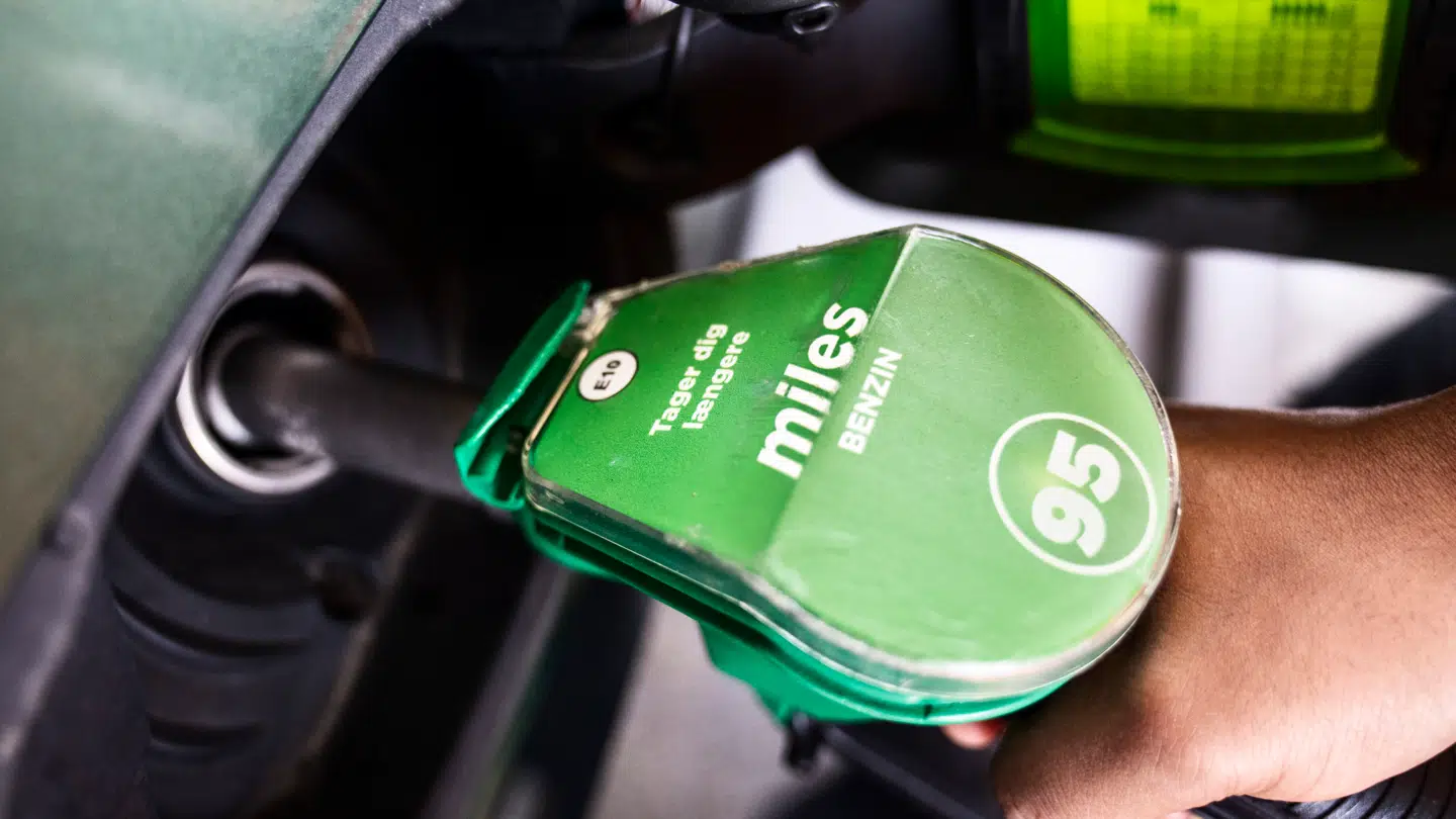 Benzinpriser på tankstation i København mandag den 11. september 2023.