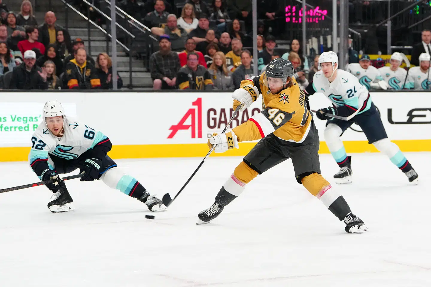 Jonas Røndbjerg er ikke landsholdsaktuel, så længe Vegas Golden Knights' er med i slutspillet i NHL. (Arkivfoto).