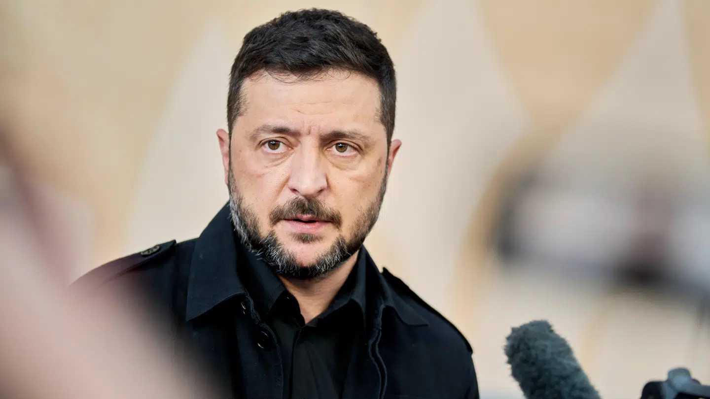 Ukraines præsident, Volodymyr Zelenskyj, advarer mod Ruslands nye dekret.