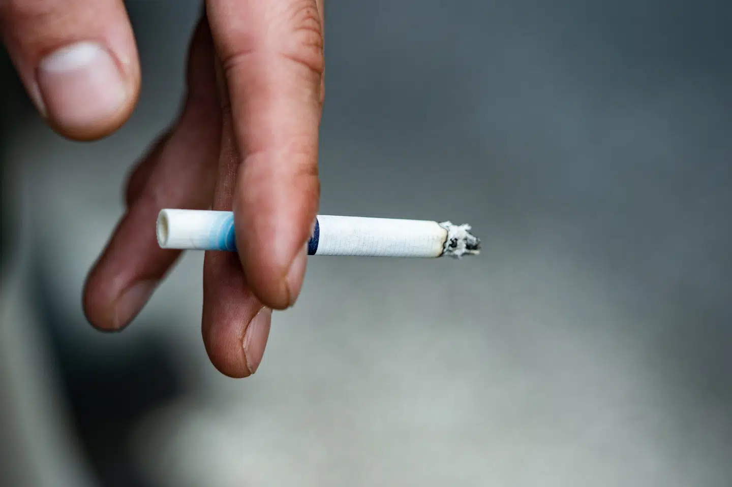 En straffesag om en kæmpemæssig produktion af cigaretter vil strække sig over en stribe retsmøder i maj og juni ved Retten i Holbæk. (Arkivfoto).