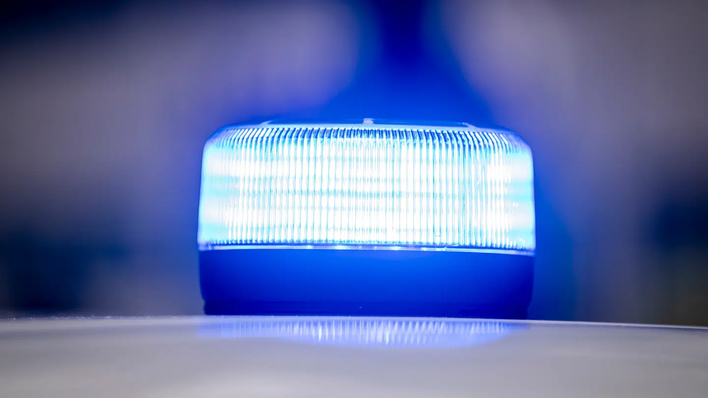 Politi og brandvæsen rykkede ud til to forskellige adresser i Ikast natten til mandag.