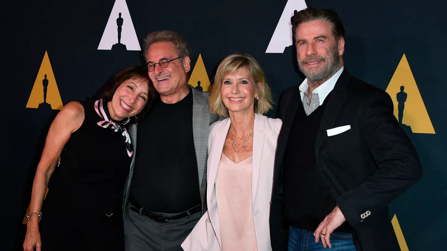 John Travolta (th.) med resten af 'Grease'-holdet til 40-års jubilæet i 2018.