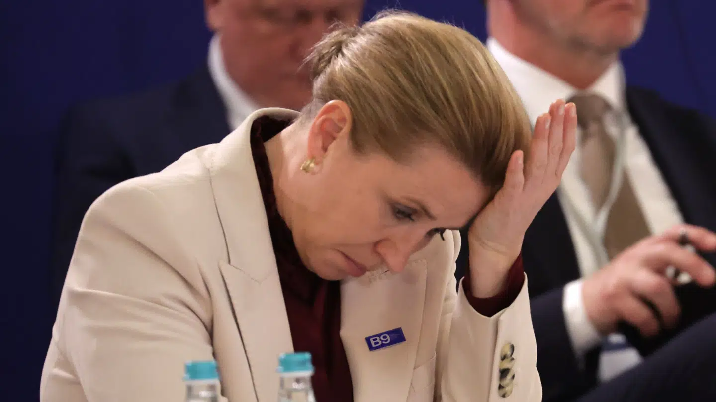 Mette Frederiksen skal finde ud af, hvad hun vægter højest - sit partis fremtid som folkeparti eller sin egen mulighed som topchef i EU, siger Henrik Qvortrup.