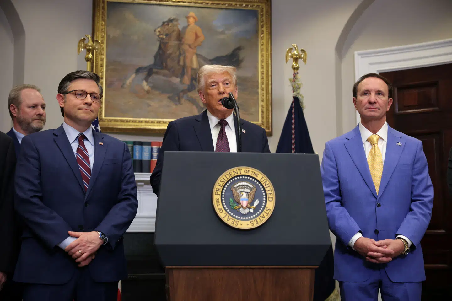 Delstaten Louisianas guvernør, Jeff Landry (th.), er USA's særlige udsending til Grønland. Mandag har han holdt møde med Grønlands regeringstop i Nuuk. (Arkivfoto).