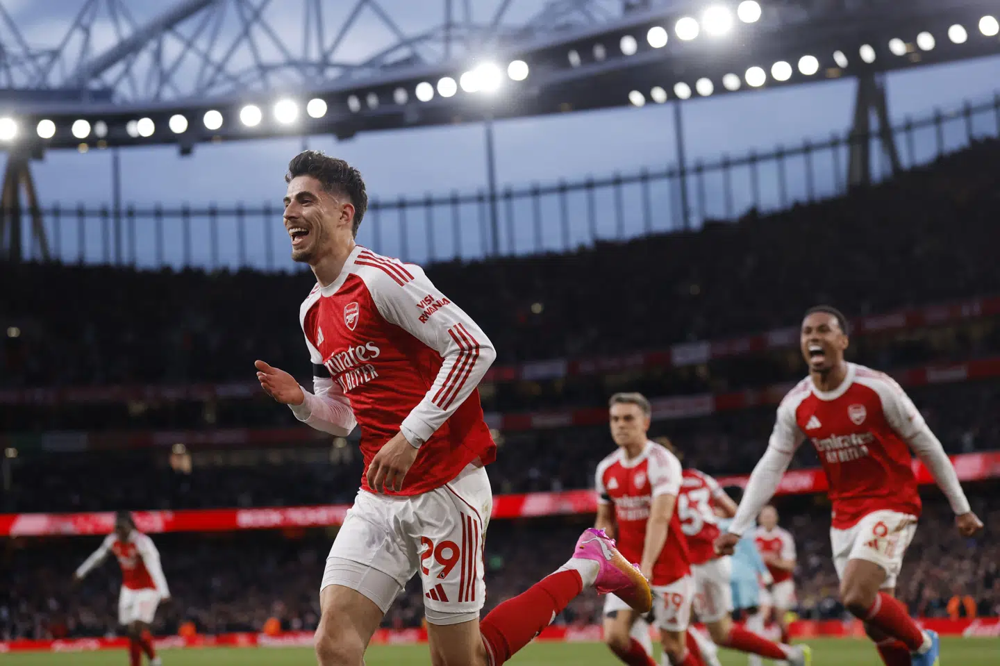 Matchvinder Kai Havertz jubler, efter at han i første halvleg har headet Arsenal i front.