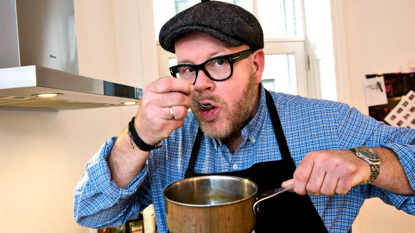 Tv-kokken Claus Holm har masser af tricks til sommerens grillmiddage.