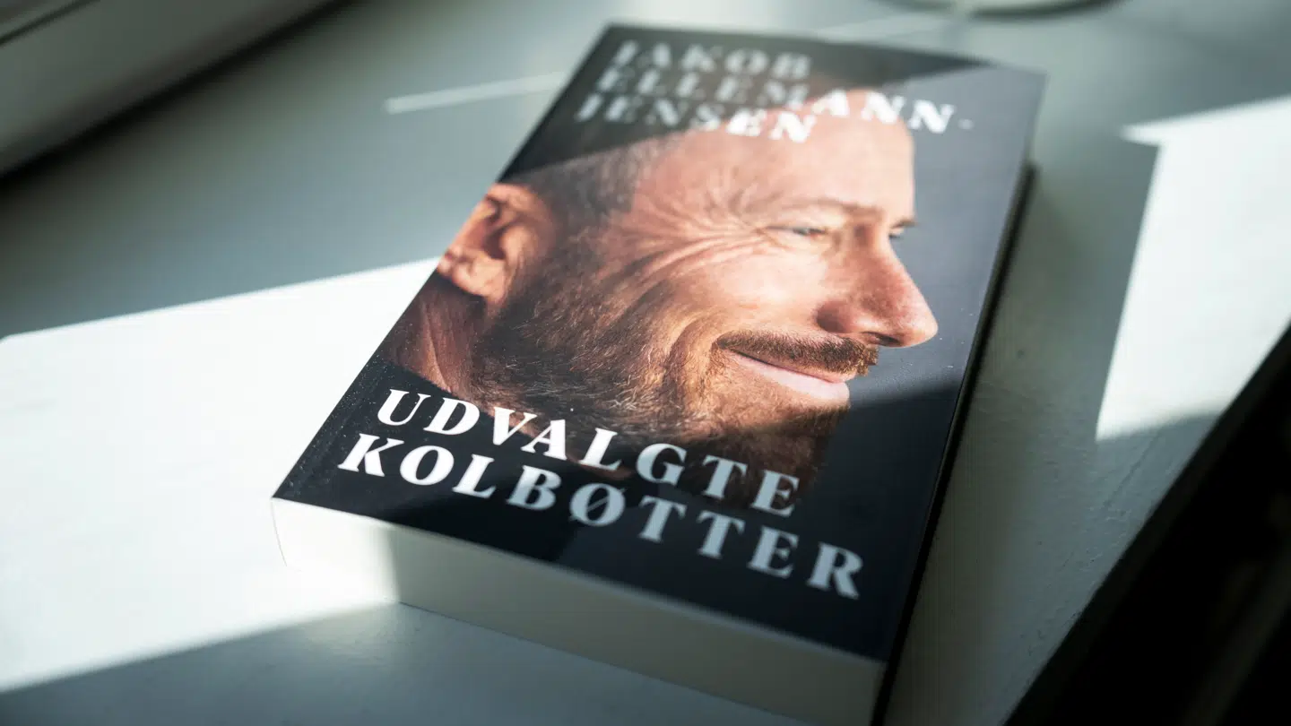 Vicedirektør i Dansk Erhverv Jakob Ellemann-Jensen udgiver 'Udvalgte kolbøtter.'