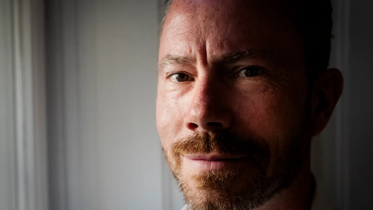 Jakob Ellemann-Jensen udgiver bogen 'Udvalgte kolbøtter.' Den tidligere Venstre-formand er i dag vicedirektør i Dansk Erhverv.