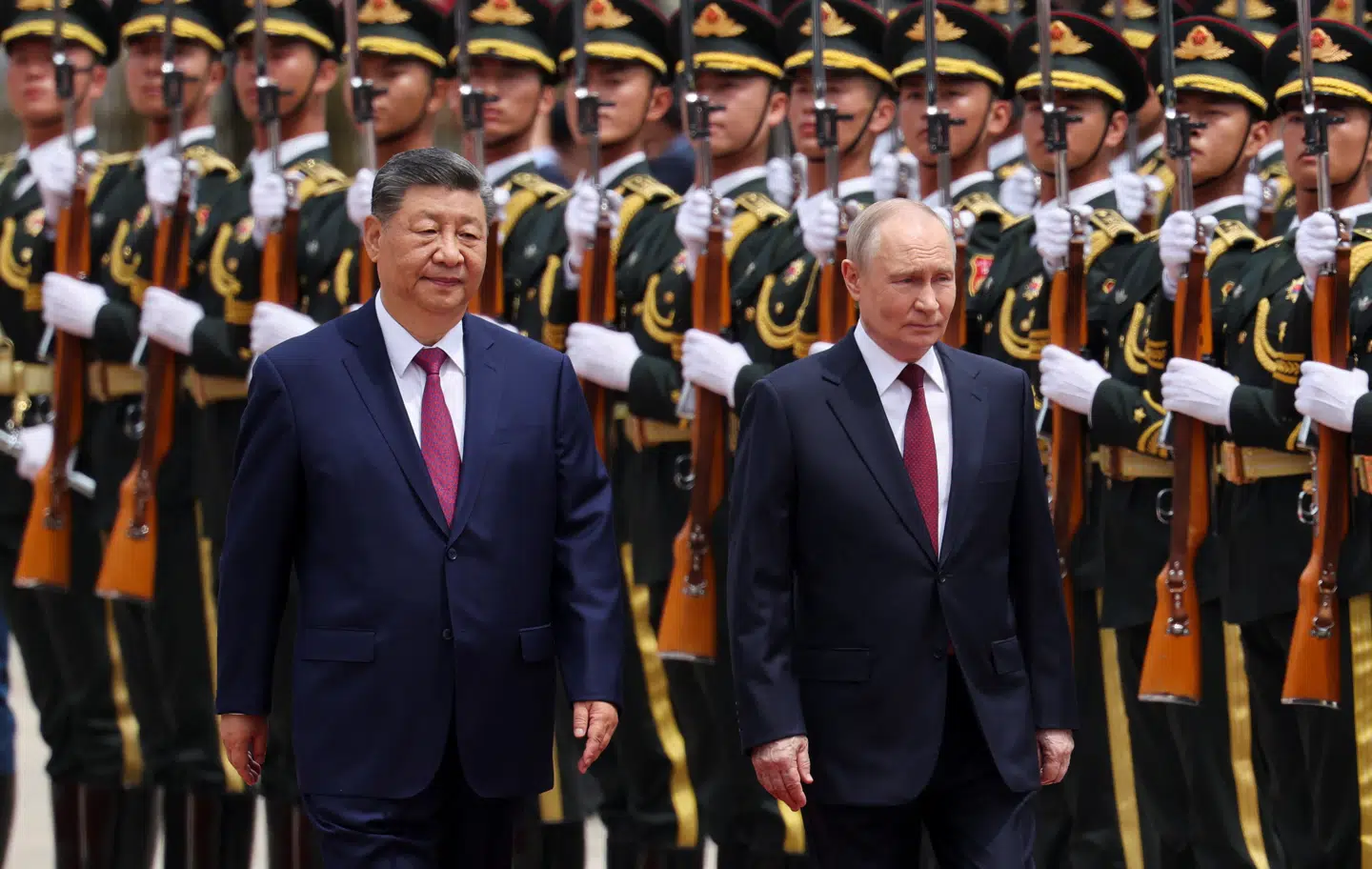 Xi Jinping og Vladimir Putin har onsdag morgen dansk tid taget hul på deres møde i den kinesiske hovedstad, Beijing.