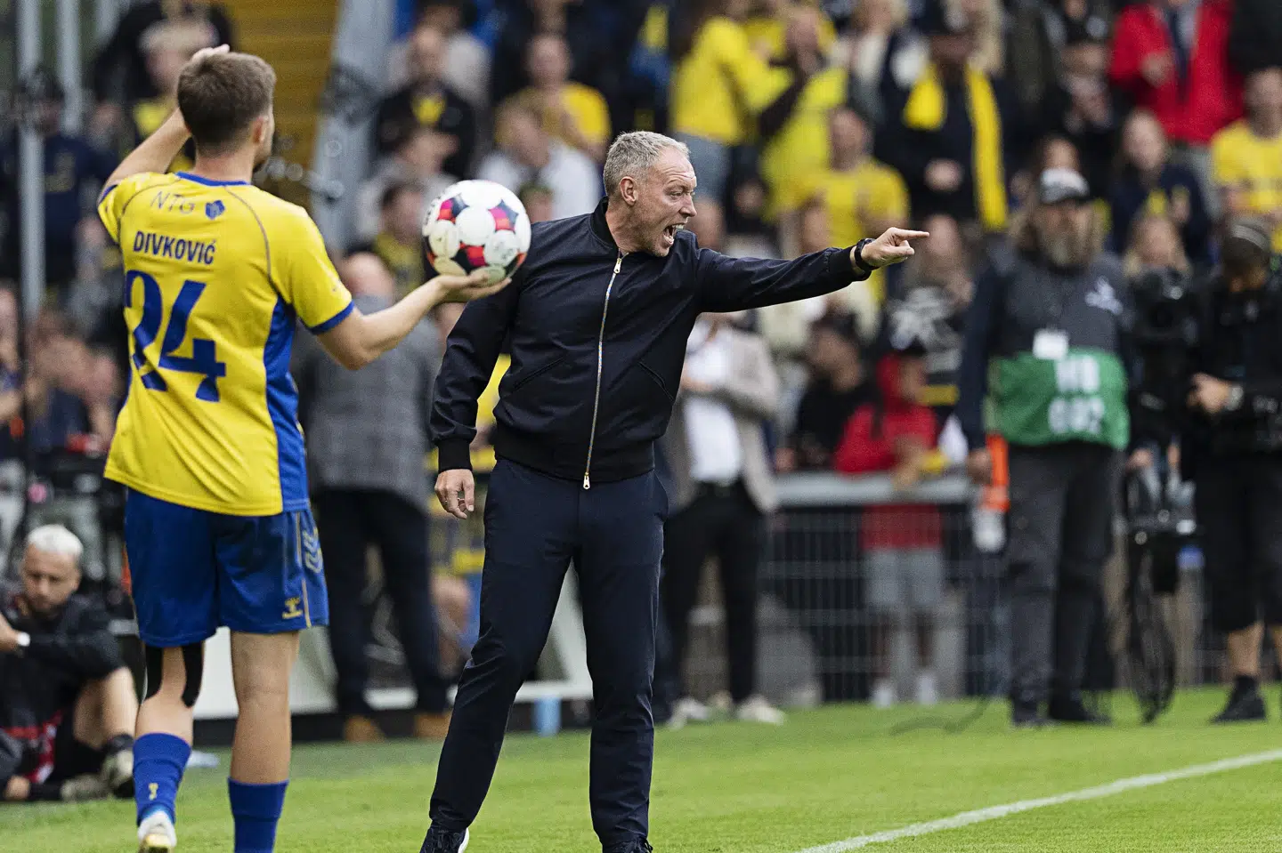 Steve Cooper debuterede i september som træner for Brøndby med en sejr over FC København. Torsdag står han over for københavnerne for tredje gang.