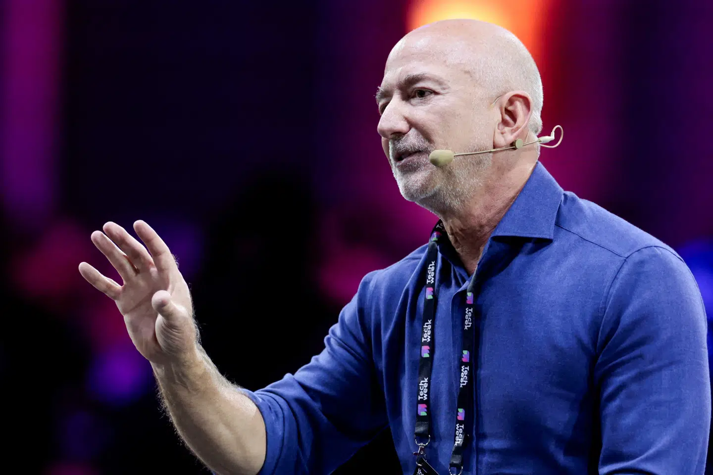 Jeff Bezos trådte tilbage som topchef i Amazon tilbage i 2021, hvorefter den nuværende topchef Andy Jassy tog over.