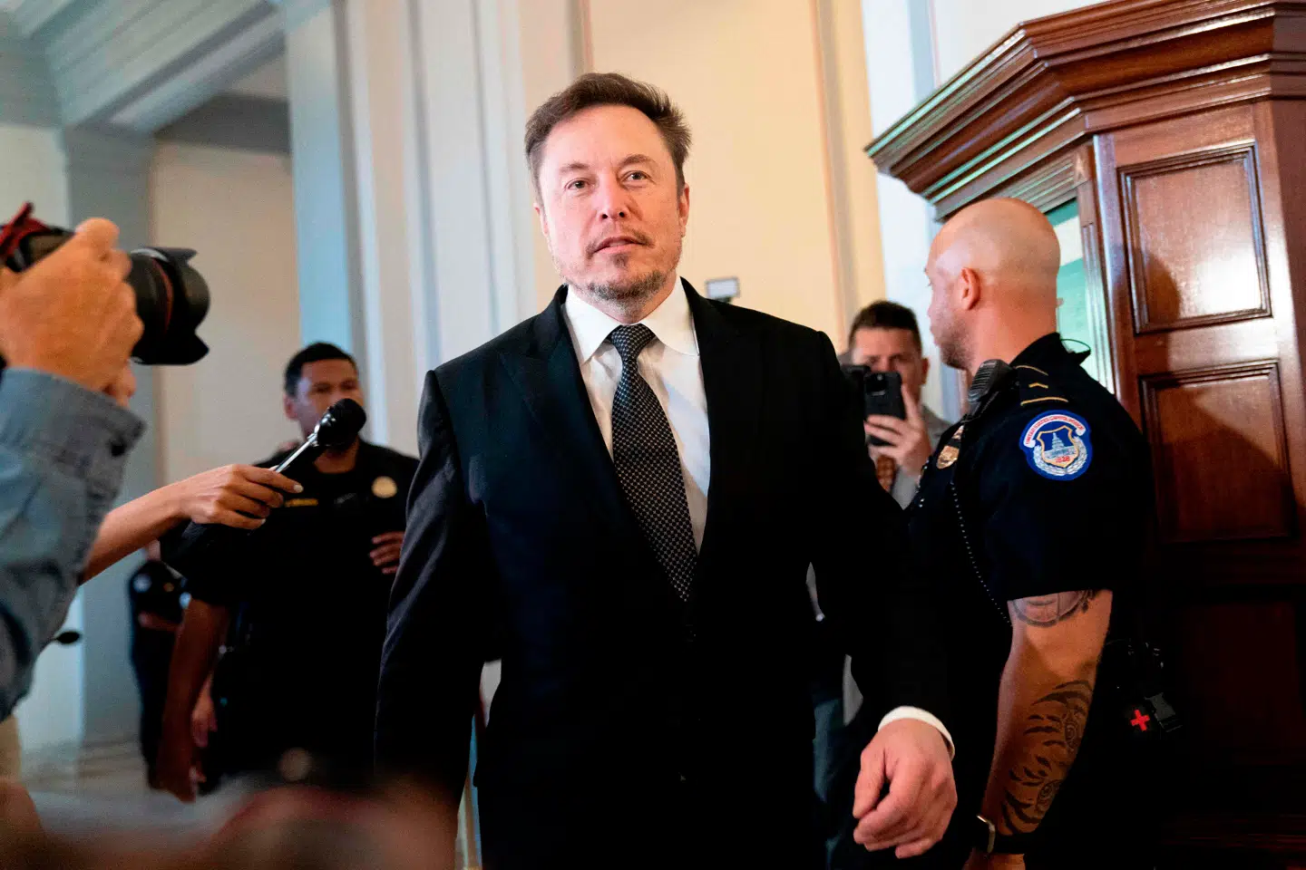 Elon Musks SpaceX kommer tættere og tættere på at ramme børsen, men virksomheden forfølges af ejerens onde ånd. For OpenAI, som han netop har tabt en retssag til, har også kurs mod børsen.