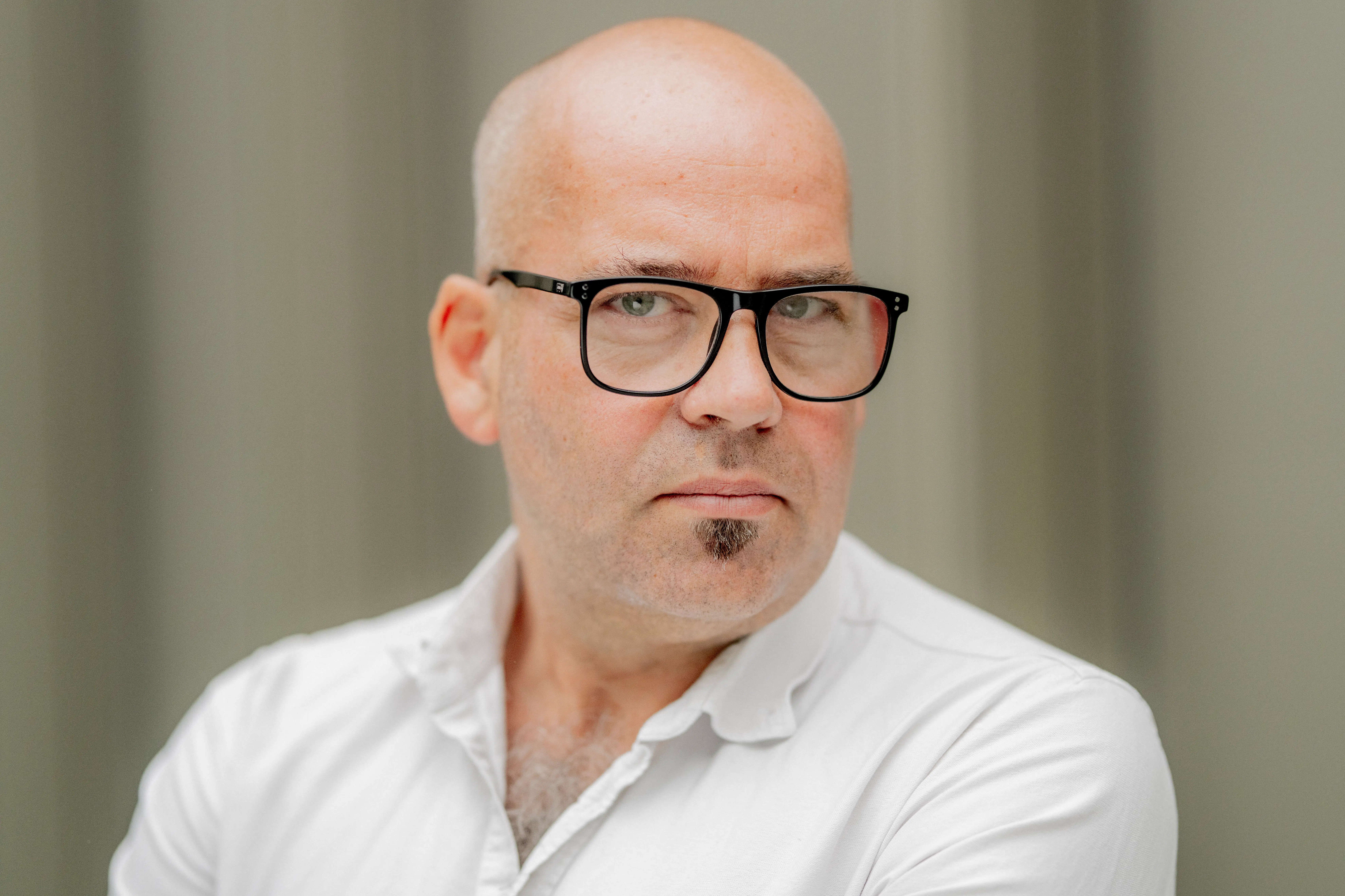 Særligt to negative følelser går igen blandt forældre til overvægtige børn, viser nye tal. Forsker har et vigtigt budskab