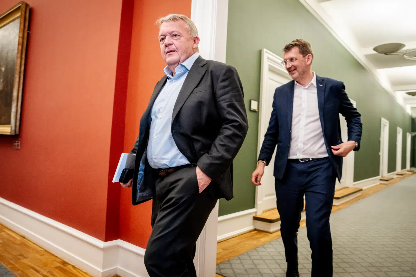 Dagen før Lars Løkke Rasmussen (M) gjorde Troels Lund Poulsen (V) til kongelig undersøger, mødtes de to partiledere på De Konservatives formand, Mona Juuls, kontor. Det var næppe meningen med Løkkes manøvre, at Troels Lund Poulsen halvanden uge senere skulle spille ud med et regeringsudspil uden deltagelse af Moderaterne.