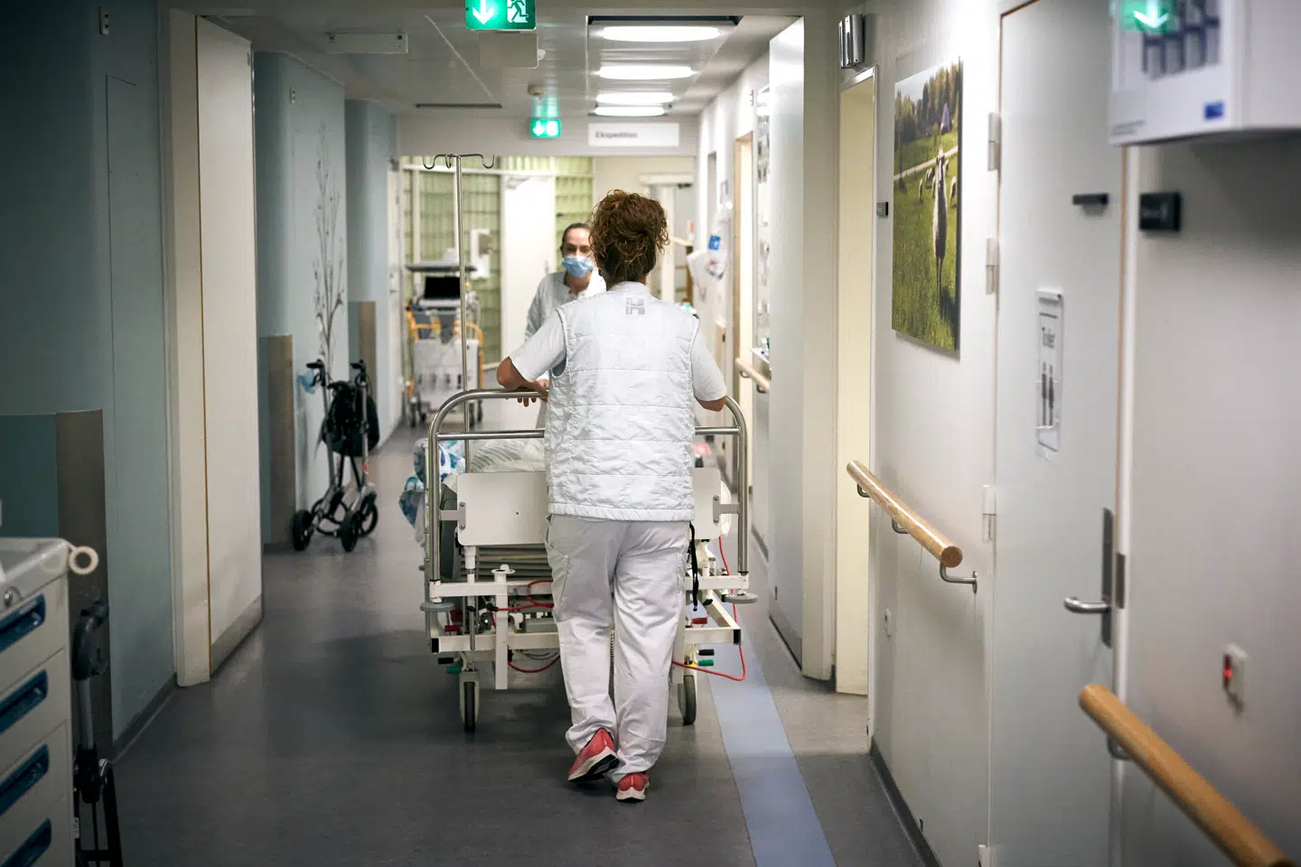 »Heldin« er en påmindelse om, hvem der bærer hverdagen. Sådan lyder budskabet i denne kommentar. Her ses Glostrup Hospital.