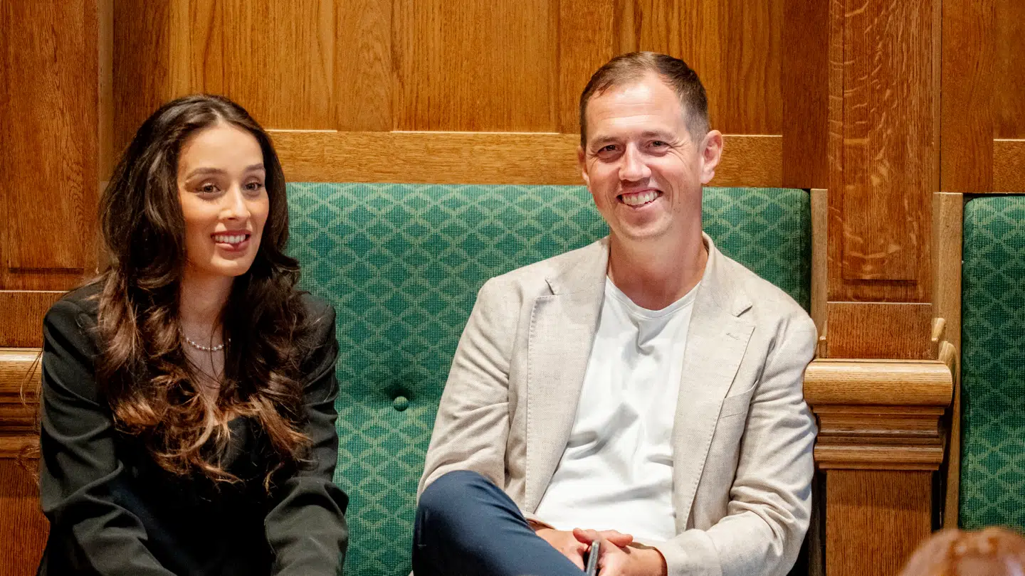 Cecilie Liv Hansen og Jacob Harris har nu dannet, hvad sidstnævnte beskriver som en »folketingsgruppe«.