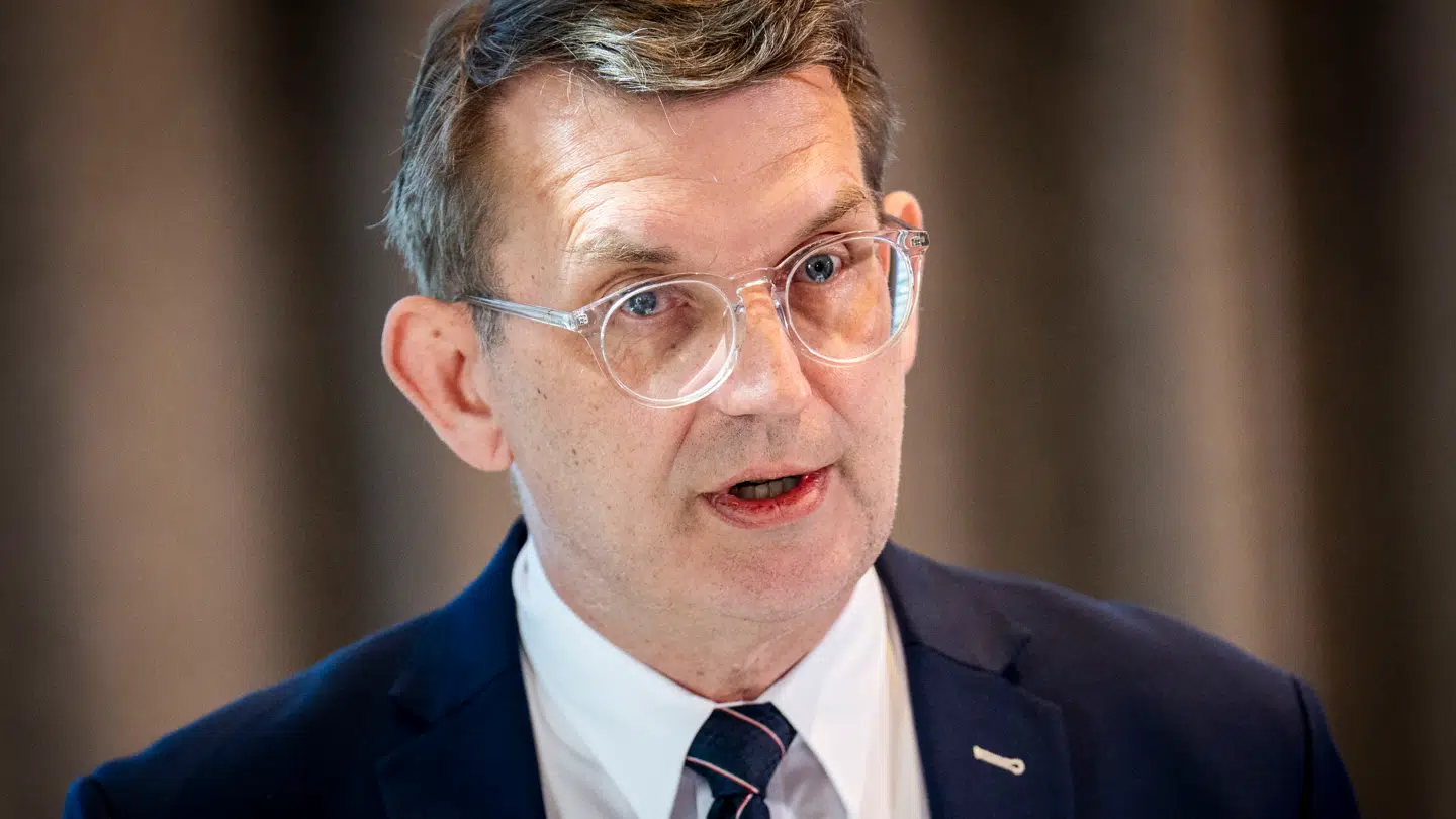 Kongelig undersøger Troels Lund Poulsen (V) mener, at en VLAK-regering er den rette vej frem.