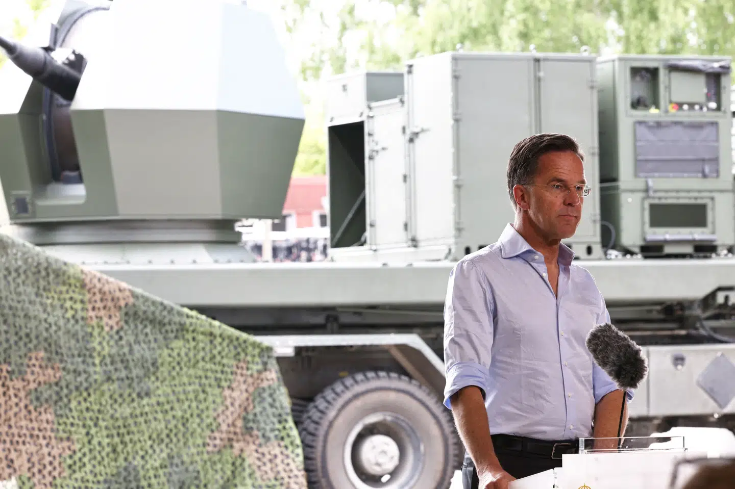 Mark Rutte holder pressemøde torsdag i Sverige.
