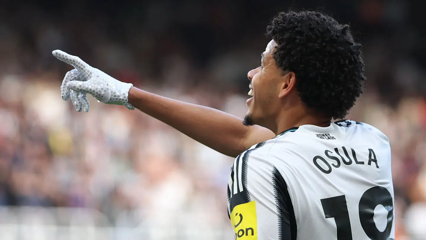 Det var da Newcastle besejrede West Ham 2-0, at Osula hev handsken frem.