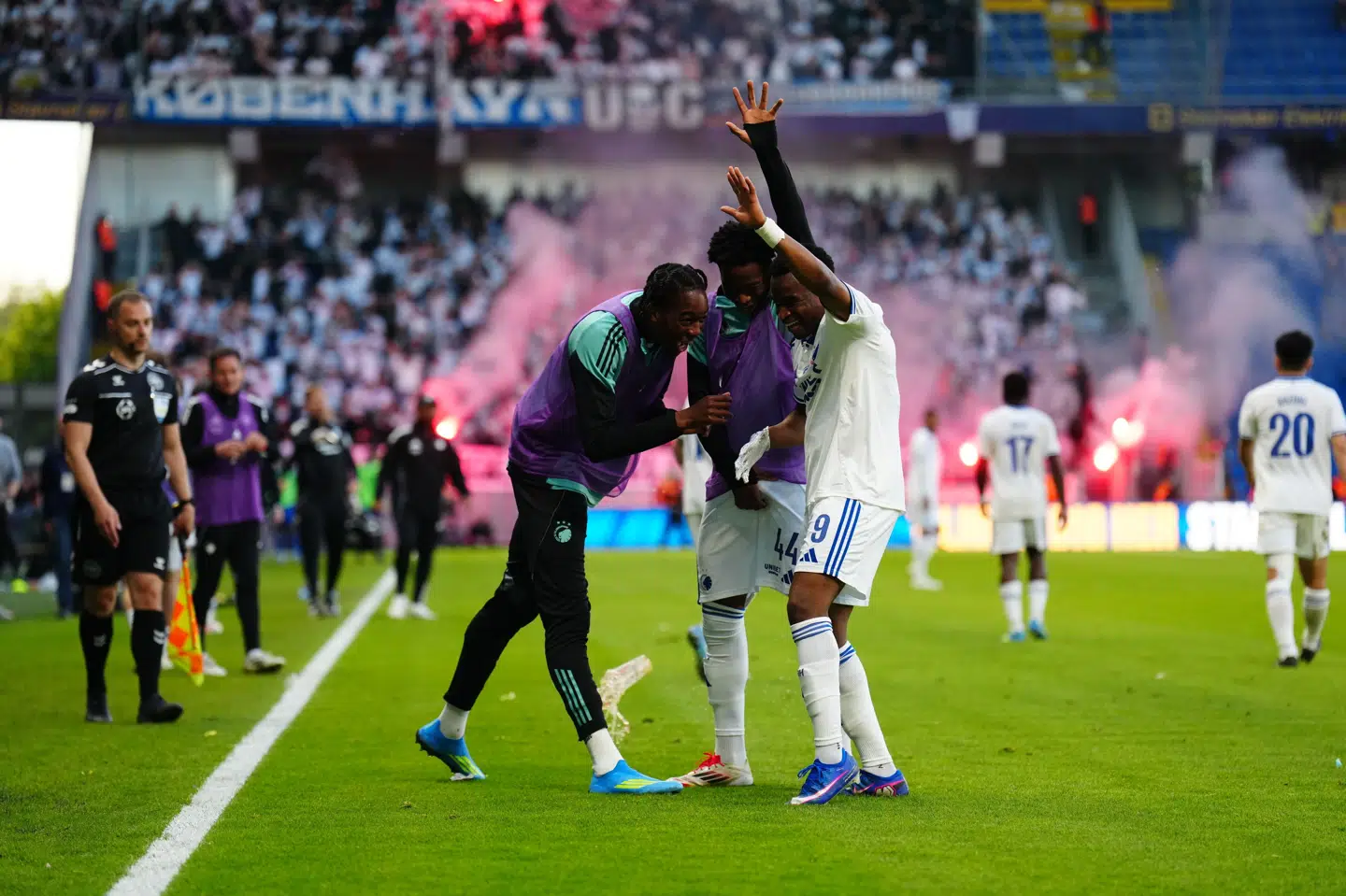 FC Københavns Youssoufa Moukoko jubler efter sin første scoring i forlænget spilletid mod Brøndby IF.