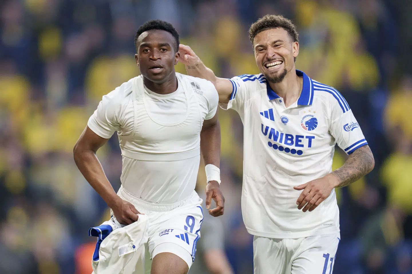Youssoufa Moukoko sørgede med to mål for FCK-sejr og europæisk deltagelse i næste sæson.