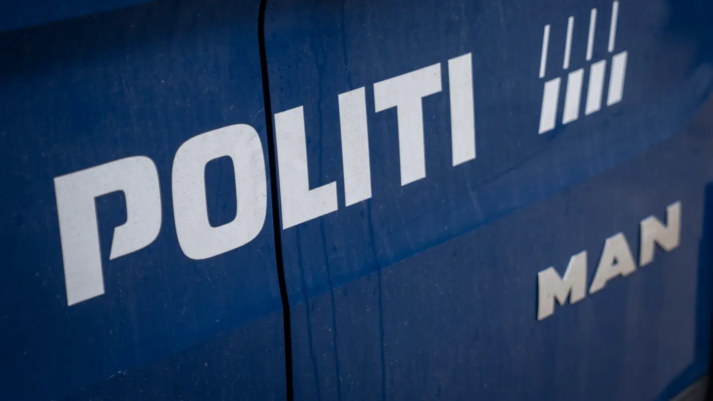 Politi er fredag til stede på en adresse i Vendsyssel.