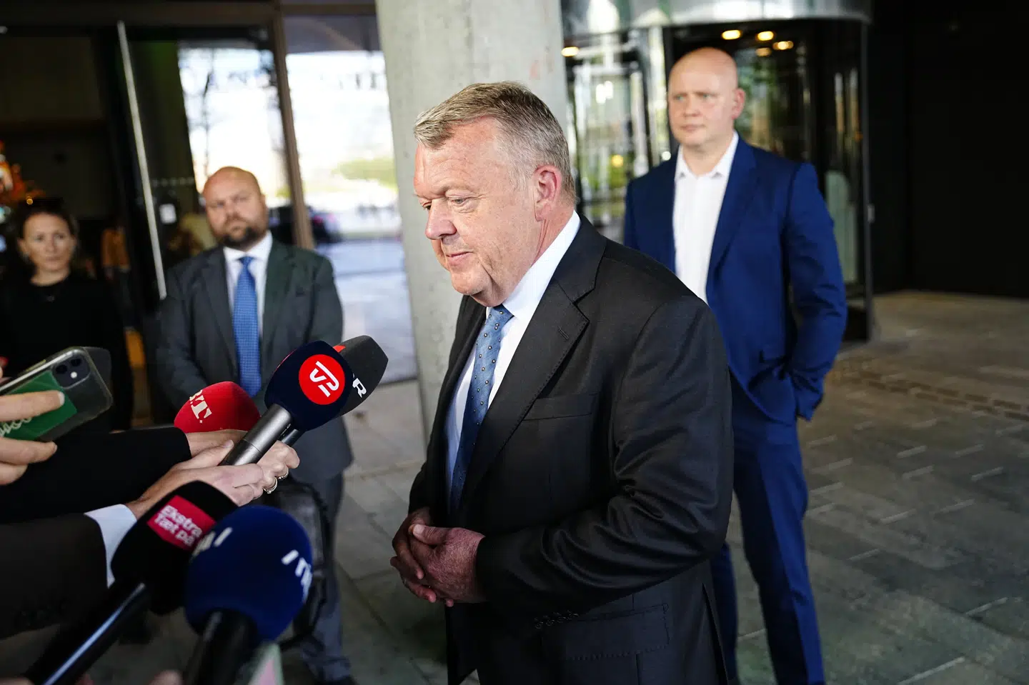 Moderaternes formand, Lars Løkke Rasmussen, mødtes fredag med Troels Lund Poulsen på Hotel Scandic Spectrum i København.