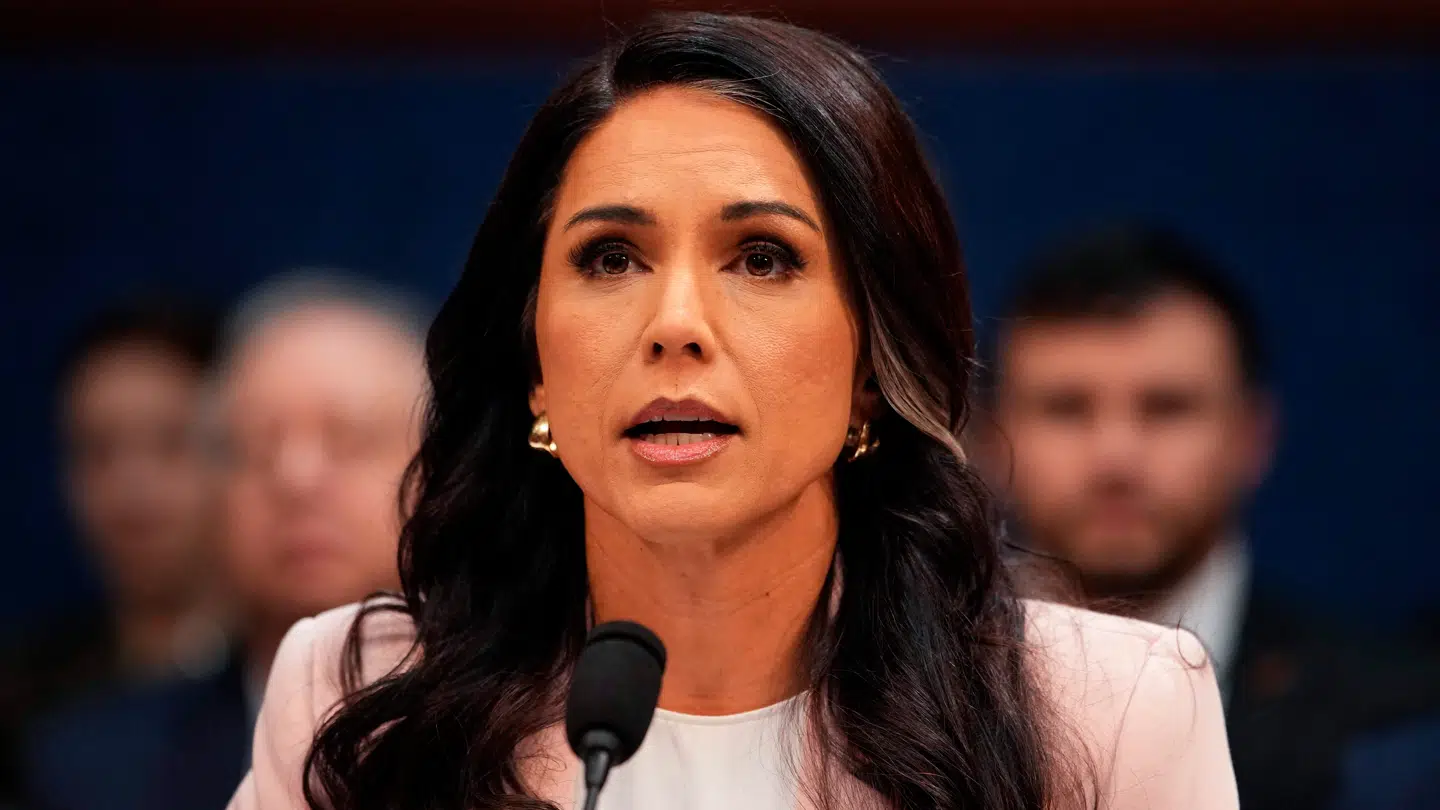 Tulsi Gabbard trækker sig fra sin stilling som USA's efterretningschef, rapporterer Fox News med henvisning til hendes fratrædelsesbrev.