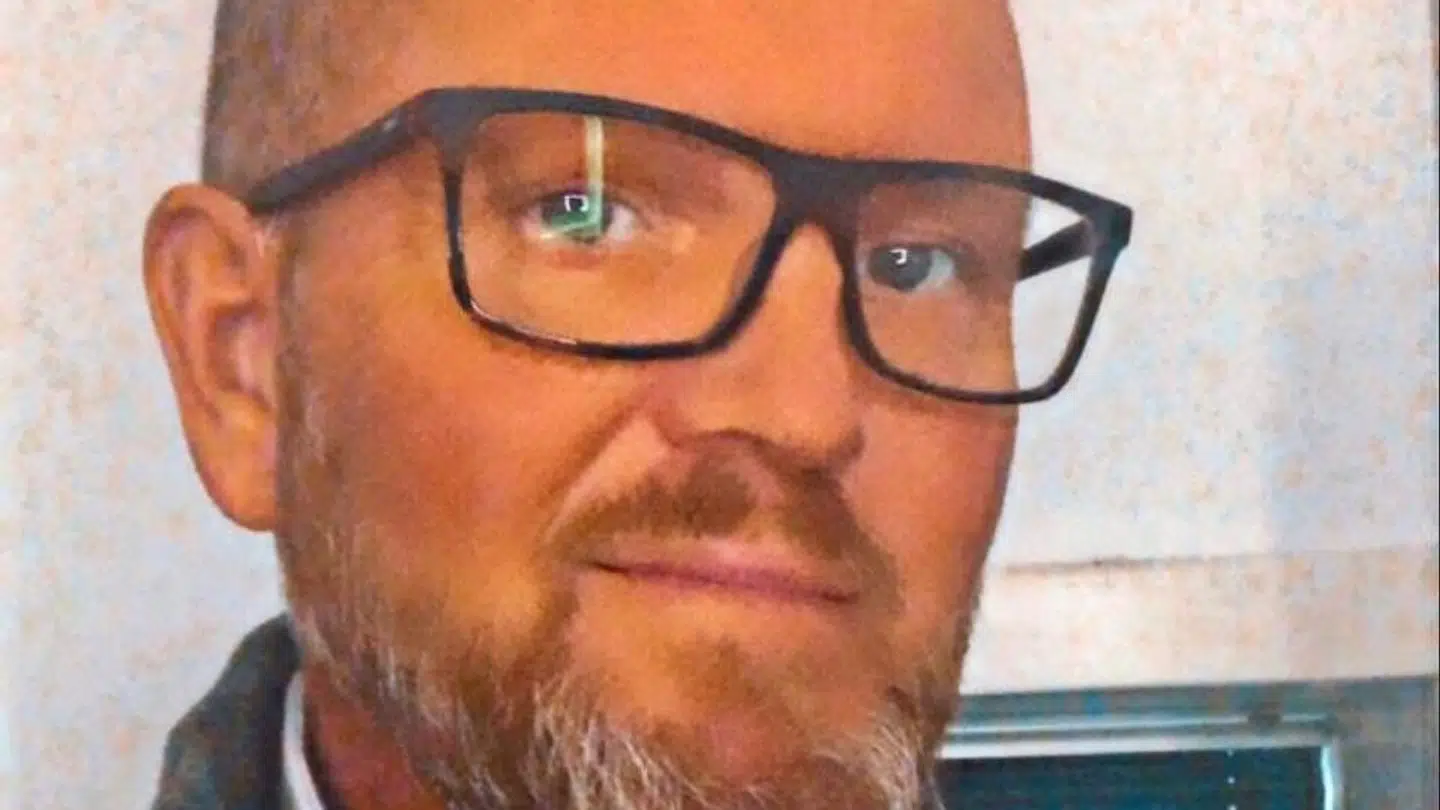 Erik Puggaard er dybt chokeret efter sine sønners voldsomme trafikulykke.