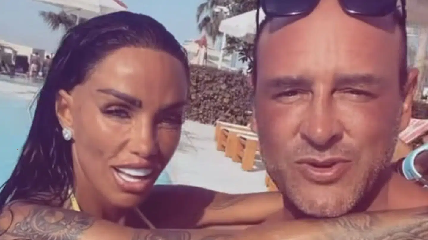 Katie Price og Lee Andrews blev gift efter at have kendt hinanden i en uge.