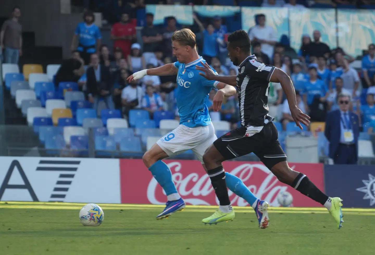 Rasmus Højlund scorede det enlige mål, der sikrede Napoli en 1-0-sejr over Udinese i sæsonens sidste kamp.