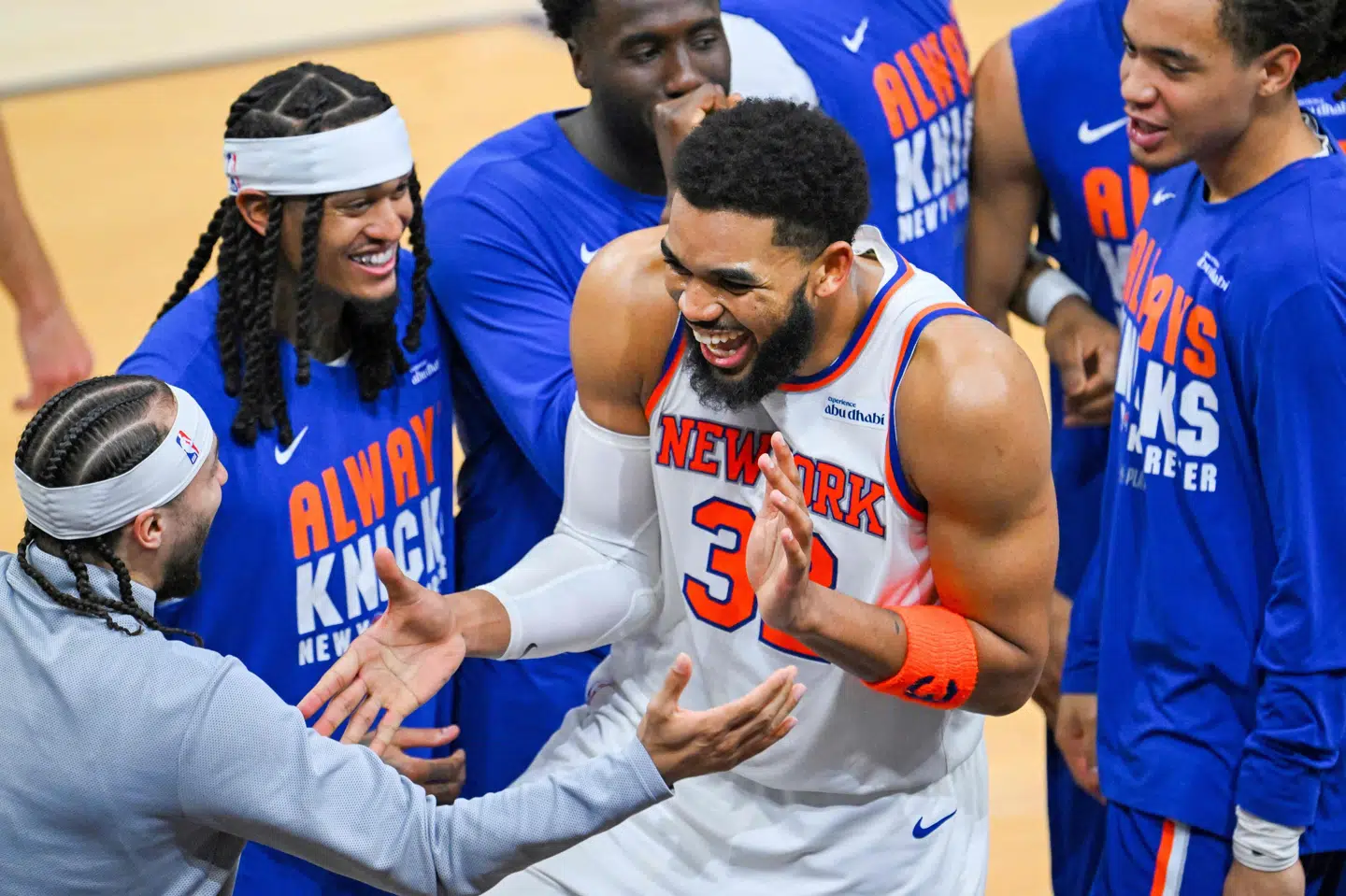 Karl-Anthony Towns fra New York Knicks sørgede for 19 point i opgøret mod Cleveland Cavaliers. New York Knicks vandt opgøret og er videre til NBA-finalen.