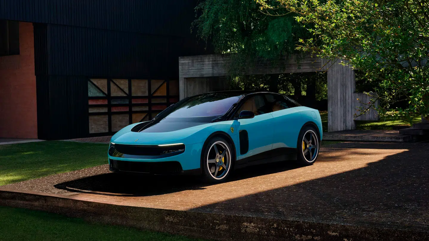 Ferrari har meldt ud, at det satser på, at 20 procent af dets modelprogram skal bestå af elektriske biler i 2030. Det er en halvering af selskabets oprindelige mål på 40 procent i 2030.