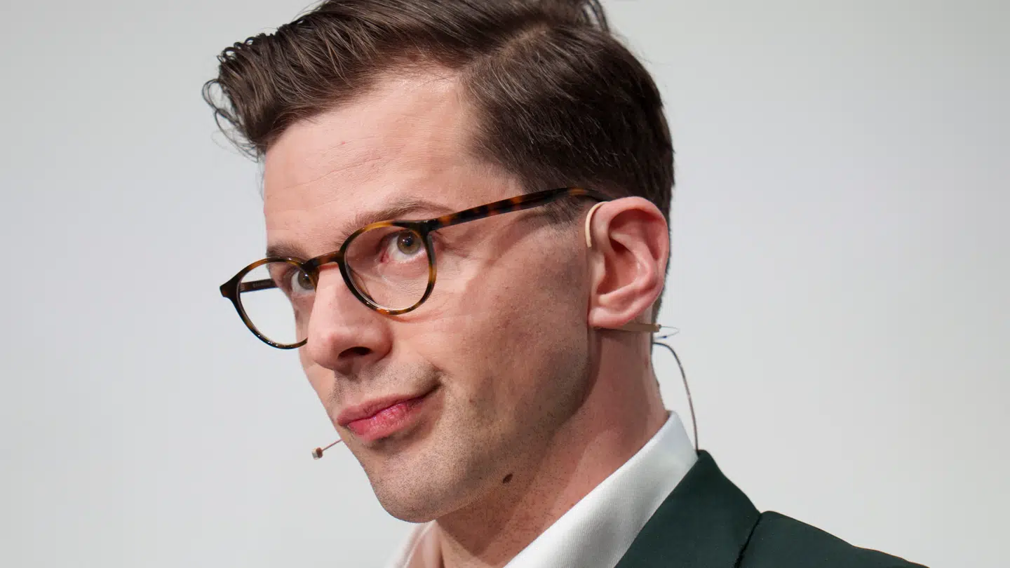 Alex Vanopslagh har ved flere lejligheder udtalt, at han er blevet mere pragmatisk i sin tilgang til Kongehuset.
