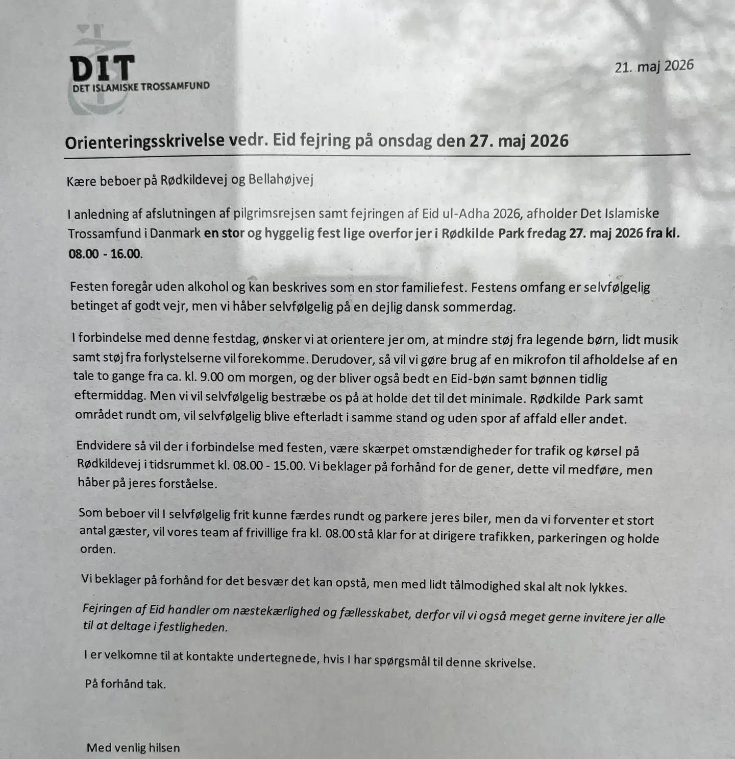 Her ses en af de sedler fra Dansk Islamisk Trossamfund, der varsler Eid-fejringen og bønnekaldet.