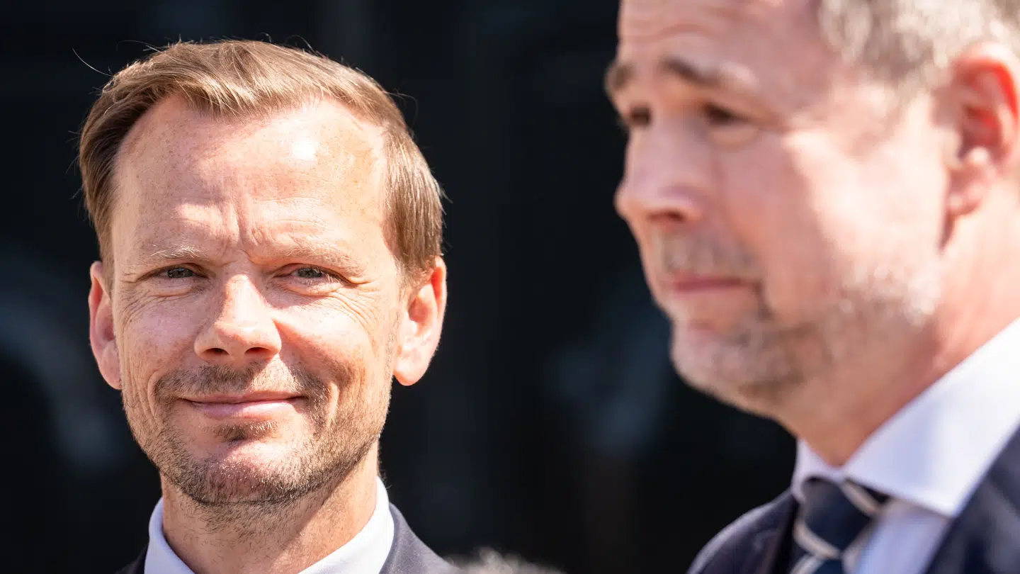 B.T.s politiske analytiker, Henrik Qvortrup spår, at Peter Hummelgaard i stedet bliver forsvarsminister.