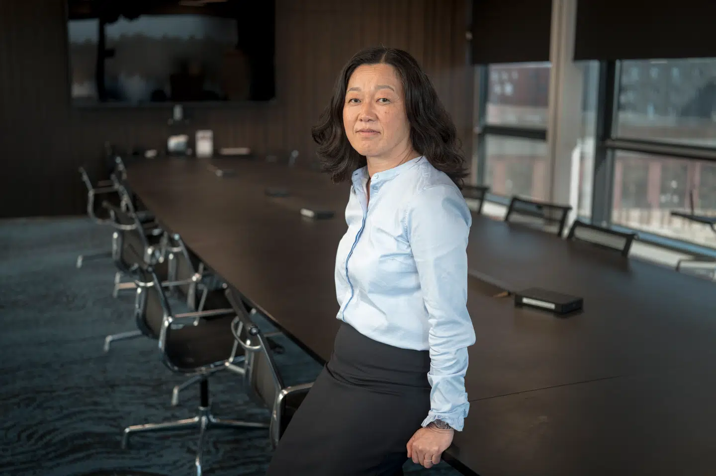 Tine Choi Danielsen, chefstrateg hos pensionsselskabet PFA, oplever, at mange – især kvinder – stadig holder sig tilbage fra en verden, de allerede forstår mere af, end de er klar over.