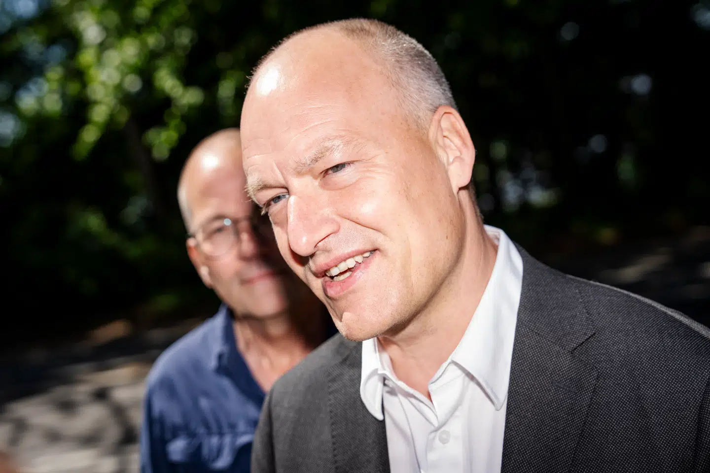 Efter planen skal Enhedslisten være støtteparti for en ny centrum-venstre-regering. Her ankommer politisk ordfører Pelle Dragsted (forrest) og Peder Hvelplund til regeringsforhandler på Marienborg tidligere på ugen. Foto: Mads Claus Rasmussen/Ritzau Scanpix