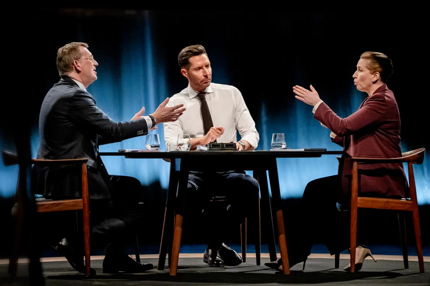 Debatten om et nationalt sprøjteforbud blev under valgkampen et stort emne. Her i debatten mellem Socialdemokratiets formand, Mette Frederiksen, og Venstres formand, Troels Lund Poulsen, i DR-debatten Ansigt til ansigt - Hvem skal lede Danmark, som blev styret af vært Kåre Quist.