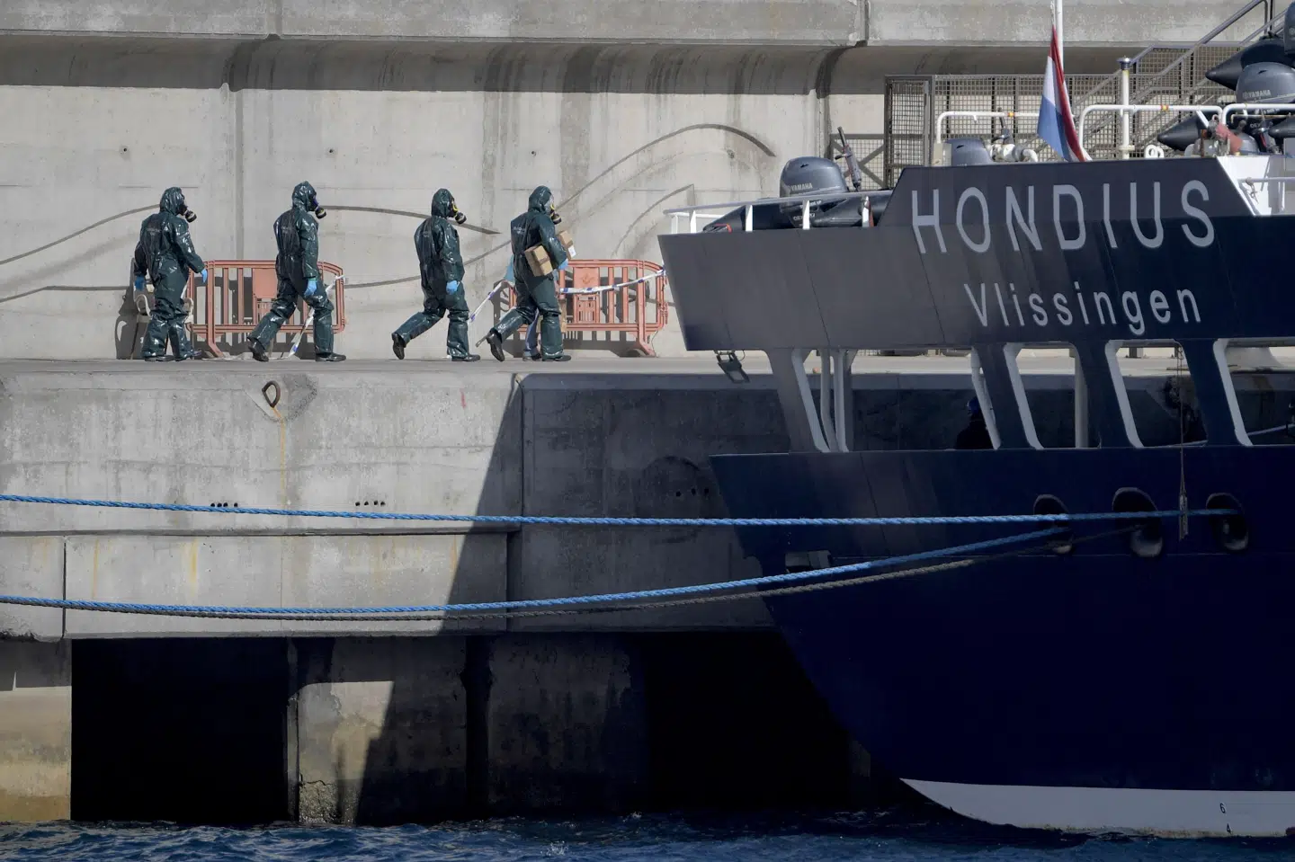 Krydstogtskibet MV "Hondius" er blevet desinficeret, mens det har ligget til kaj i Rotterdam, så det er sikkert at sejle med skibet igen. (Arkivfoto).