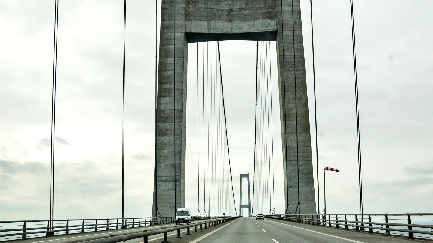 I næste uge er der vedligeholdelsesarbejde på Storebæltsbroen. Derfor bliver trafikken omlagt i aften- og nattetimerne.