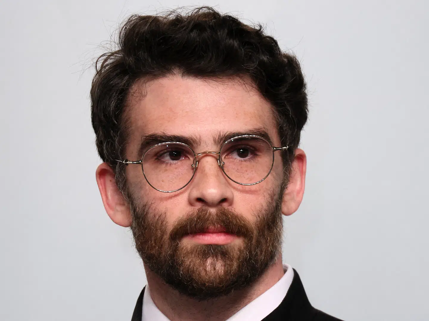 Hasan Piker er en amerikanske politisk kommentator og internetberømthed. Han skulle have deltaget i en festival i Storbritannien denne uge, men har netop fået indrejseforbud.